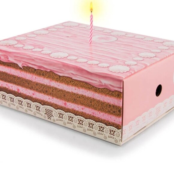 Hot Chocolate Design "Queen of Hearts" - Picture 4 of 4